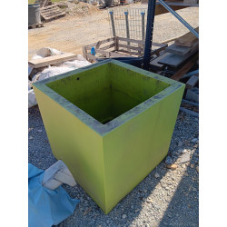 Pot extérieur en plastique occasion dimension 80 x 80 x 80 cm Vert