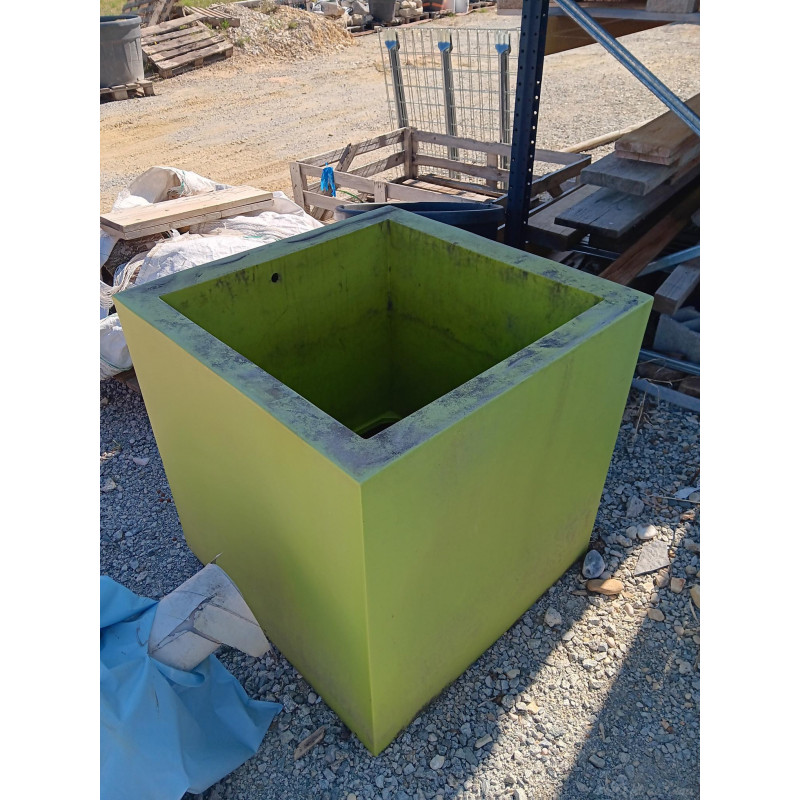 Pot extérieur en plastique occasion dimension 80 x 80 x 80 cm Vert