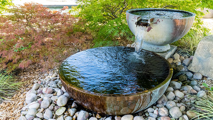 Création et entretien de bassins, viviers, fontaines et lacs