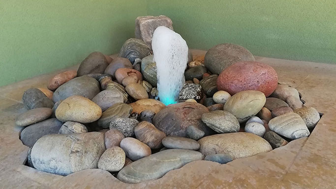 Réalisation fontaine sur mesure de jardin